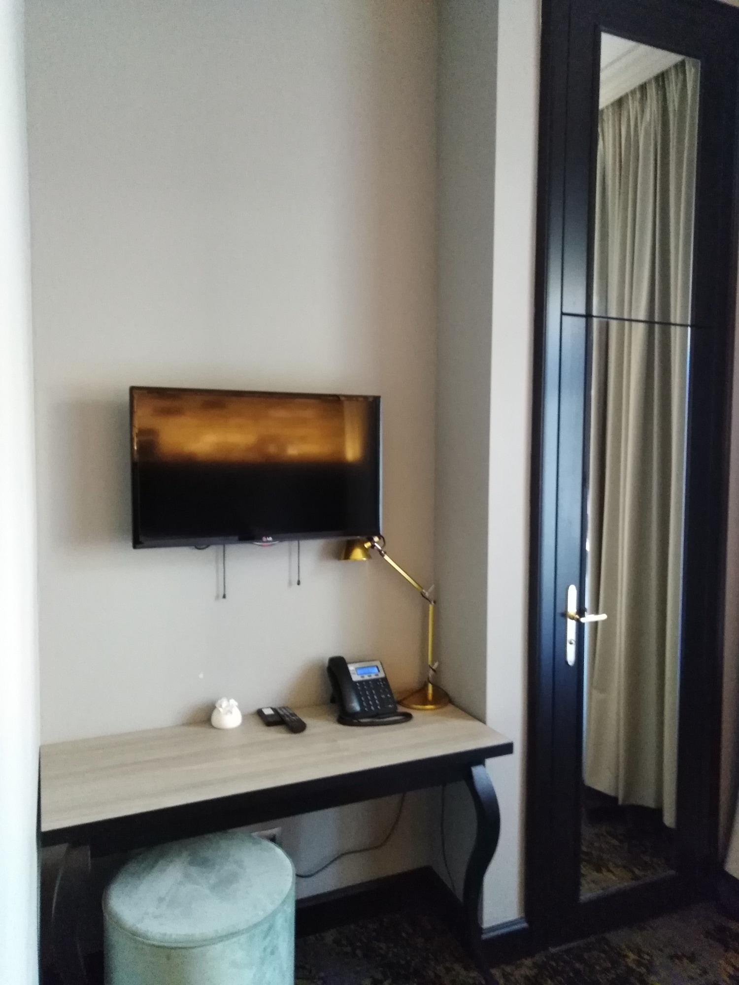 Numa Root 4* Praha