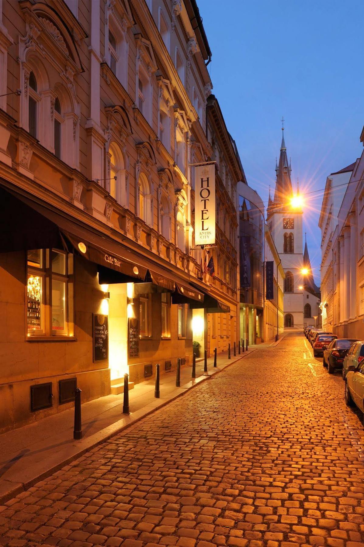 Numa Root Praha